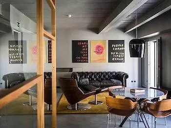 Appartamento Raw Culture Arts & Lofts Bairro Alto