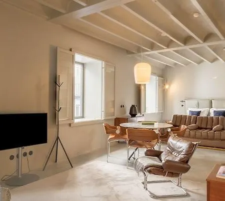 Raw Culture Arts & Lofts Bairro Alto * Lisbon